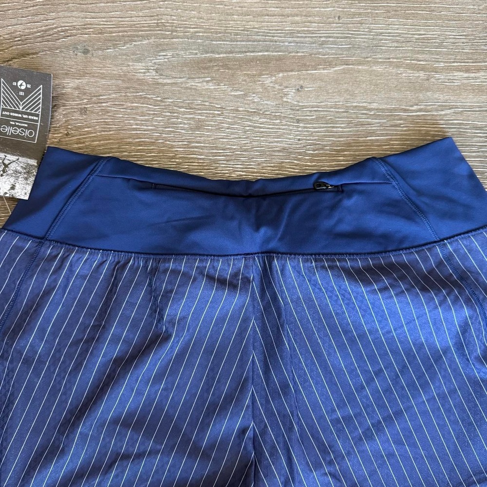 Oiselle Women's Long Roga Shorts Blue White Grounded Pinstripe Size 6 - Picture 4 of 6